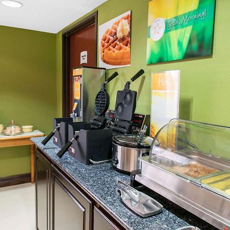 Quality Inn & Suites Anderson I-69 Zewnętrze zdjęcie