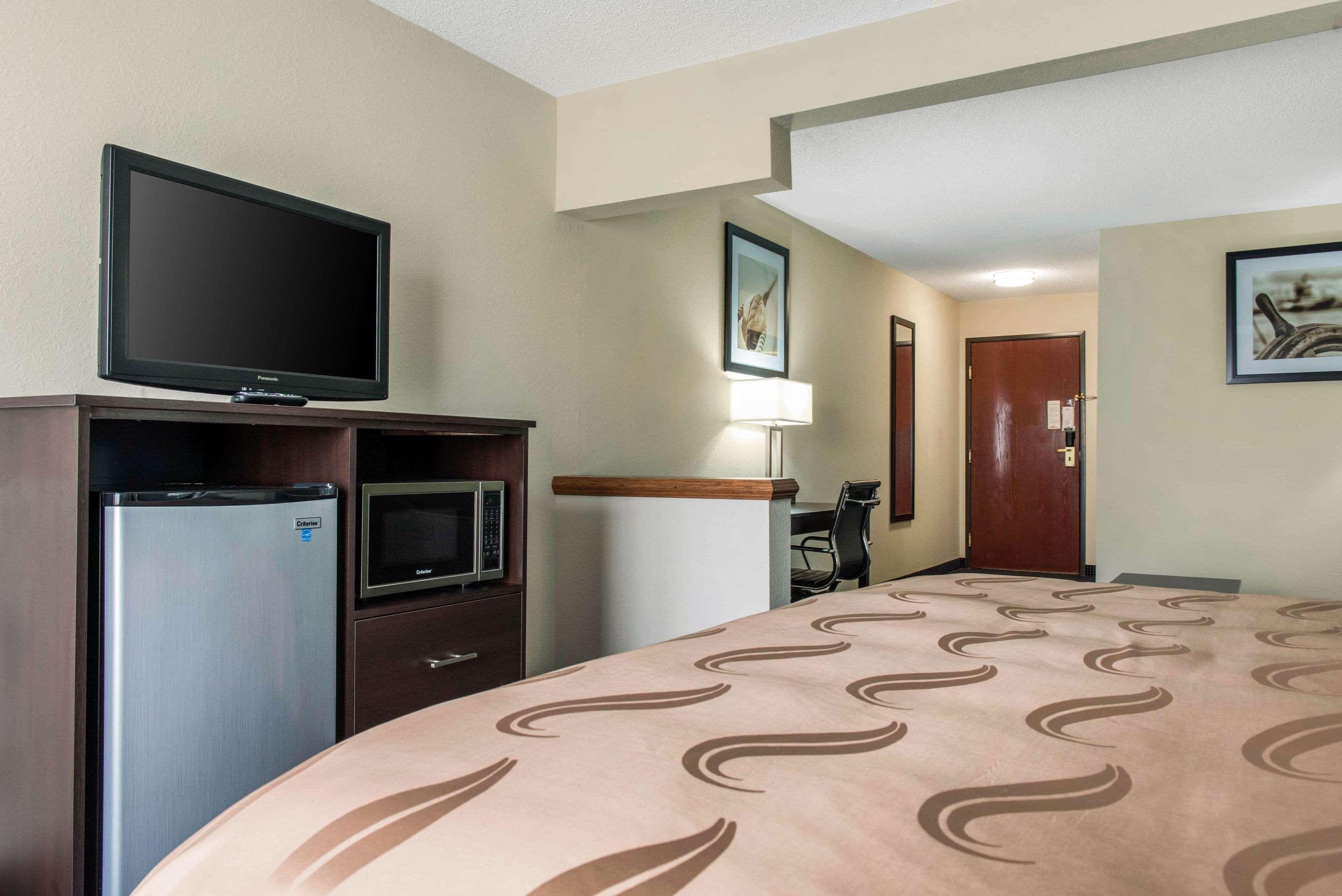 Quality Inn & Suites Anderson I-69 Zewnętrze zdjęcie