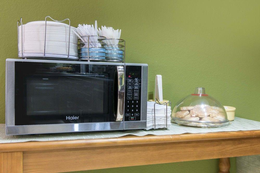 Quality Inn & Suites Anderson I-69 Zewnętrze zdjęcie