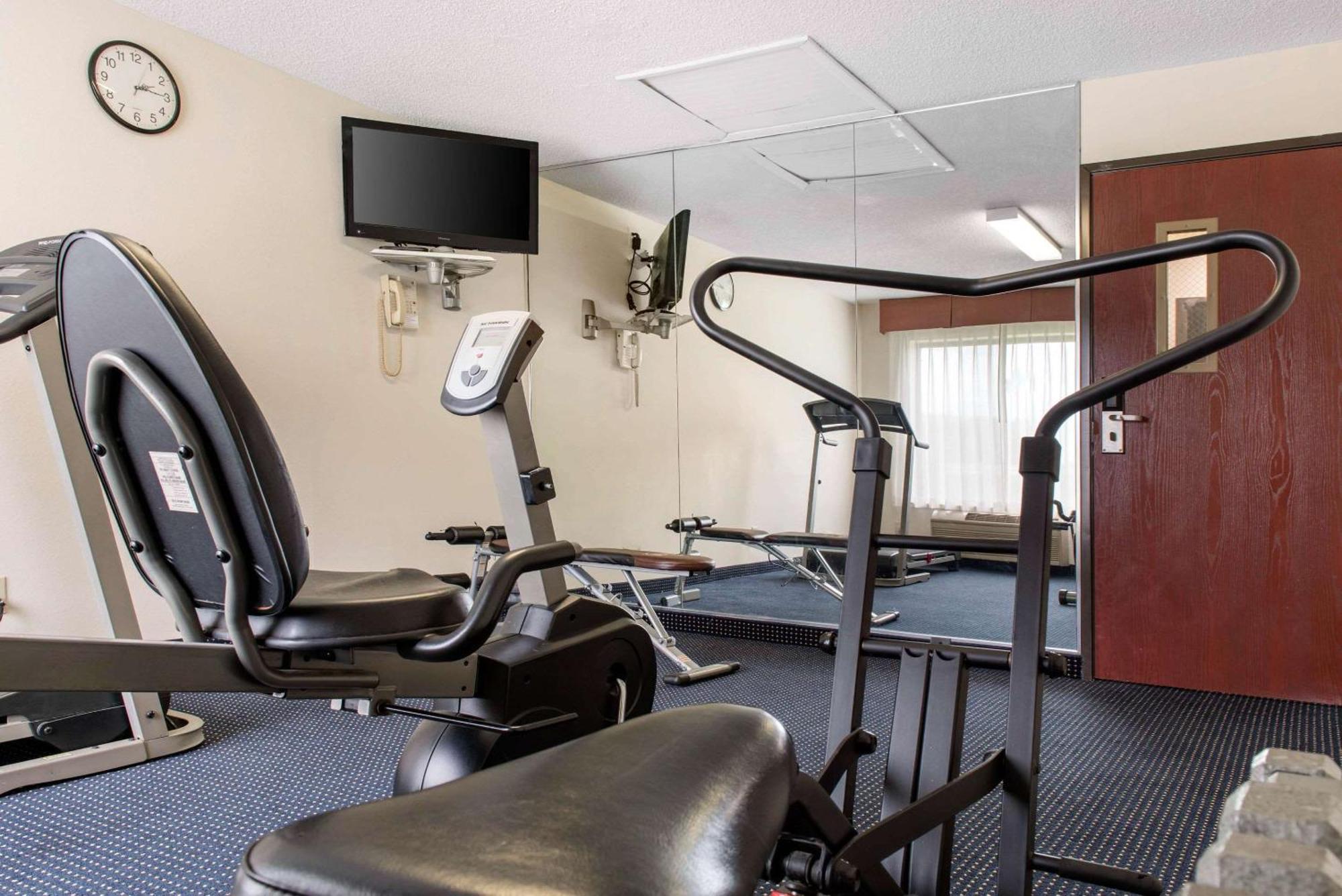Quality Inn & Suites Anderson I-69 Zewnętrze zdjęcie