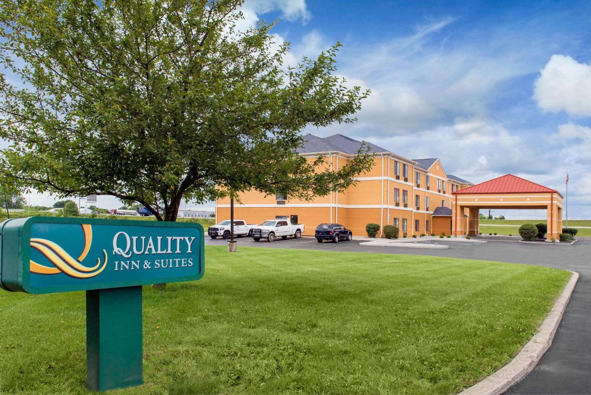 Quality Inn & Suites Anderson I-69 Zewnętrze zdjęcie