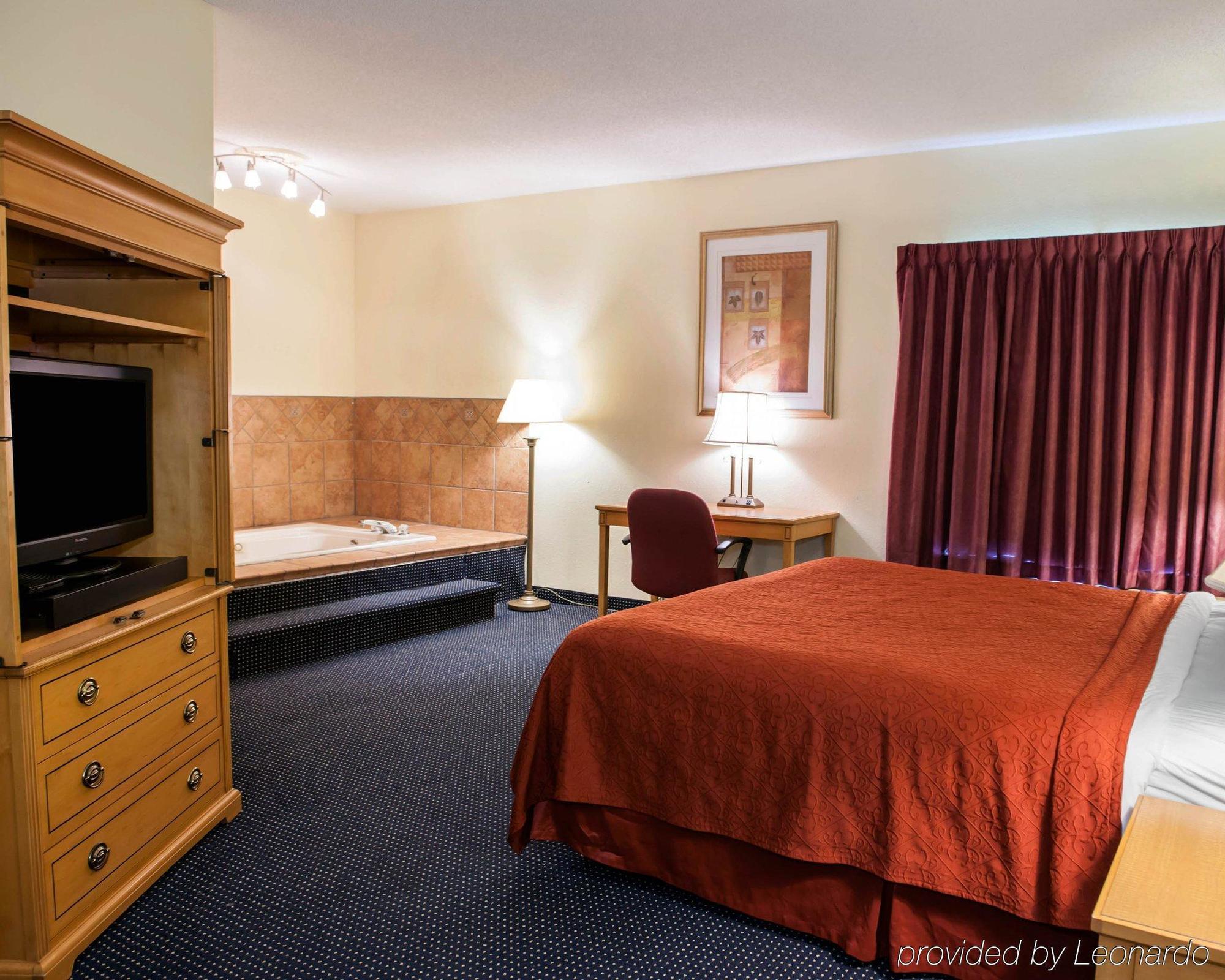 Quality Inn & Suites Anderson I-69 Zewnętrze zdjęcie