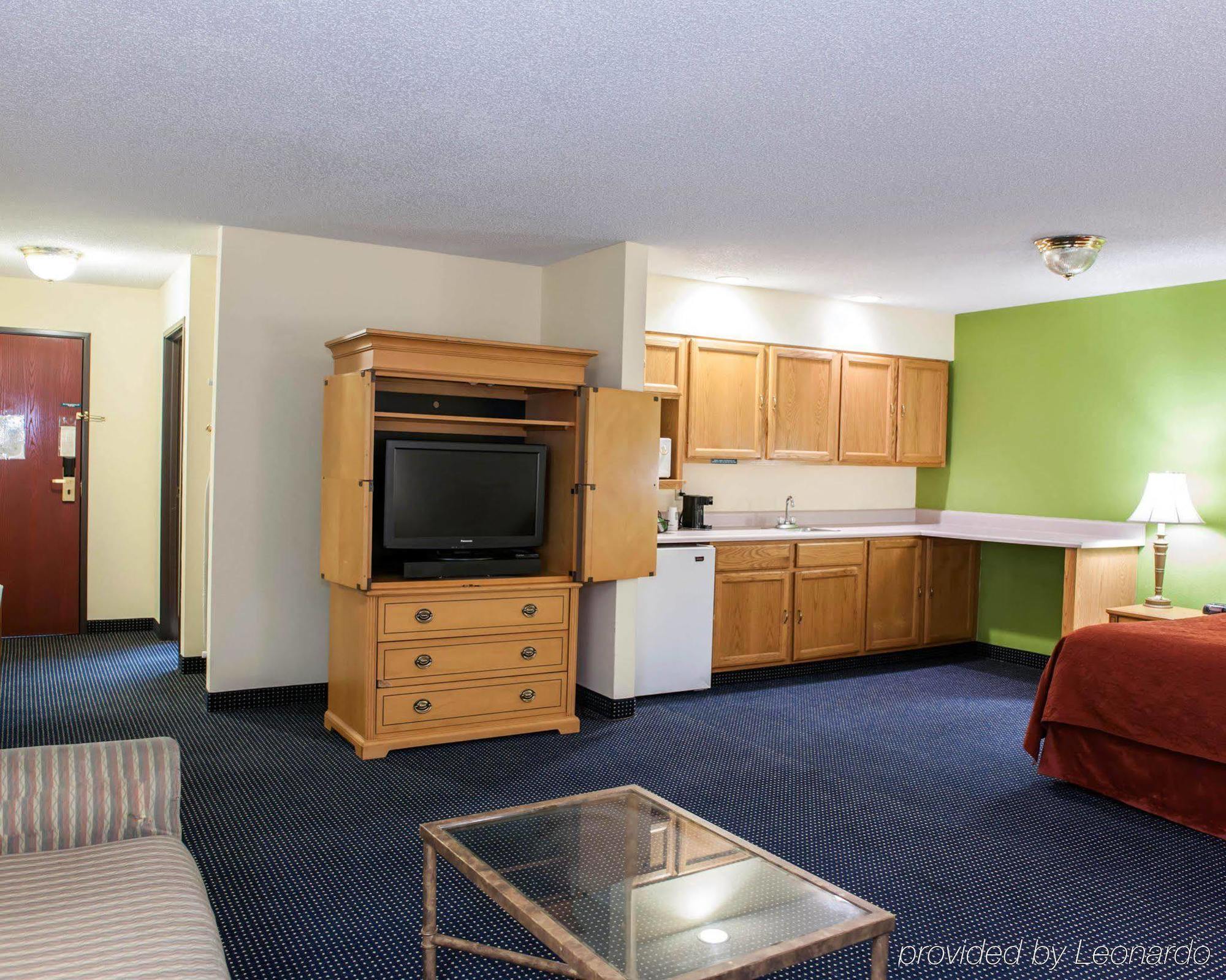 Quality Inn & Suites Anderson I-69 Zewnętrze zdjęcie